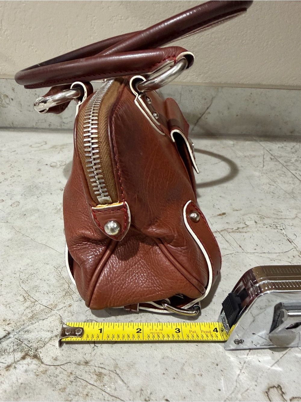 Marc Jacob’s East/West Brown Leather Top-Handle Satchel - Picture 6 of 16